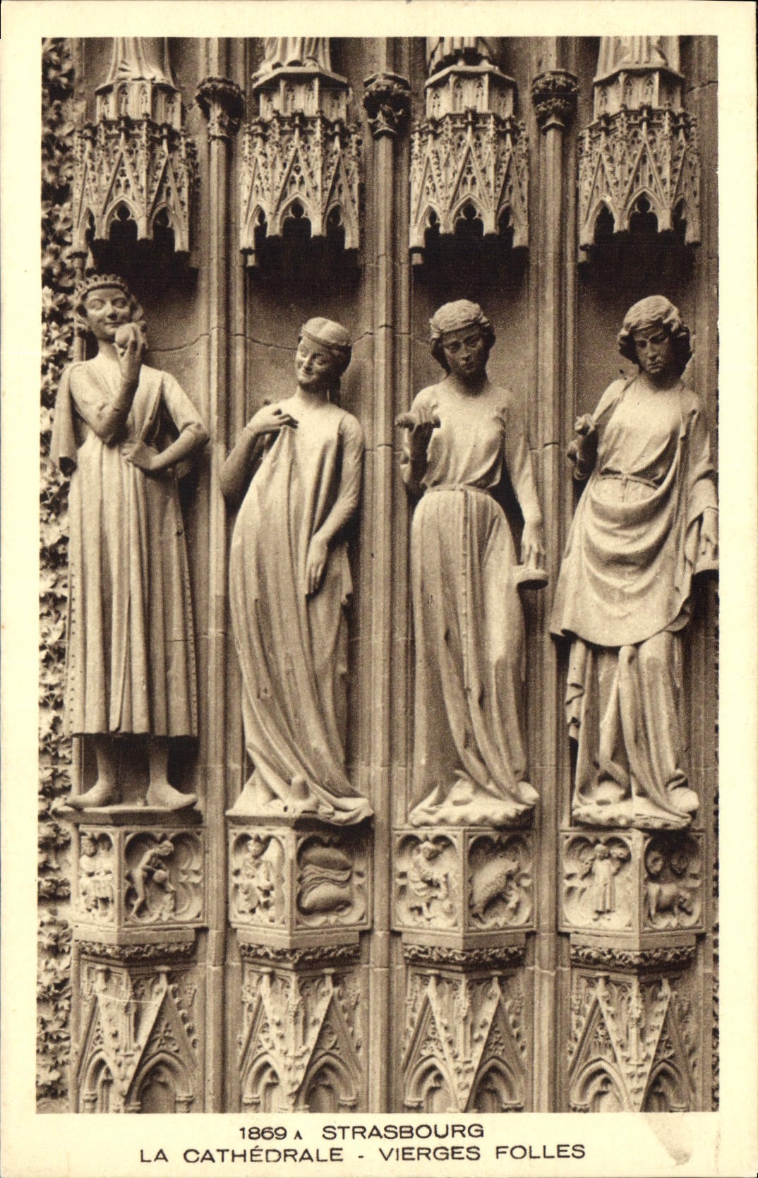 CPA Strasbourg La Cathedrale Vierges Folles 