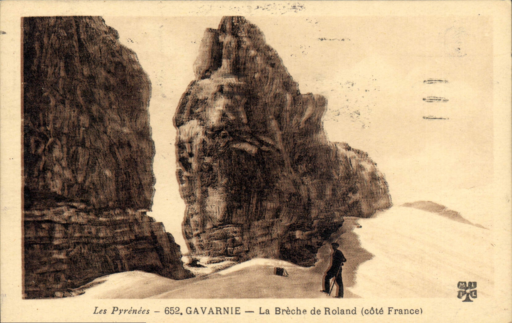 CPA Les Pyrenes Gavarnie La Broche de Roland cote France 
