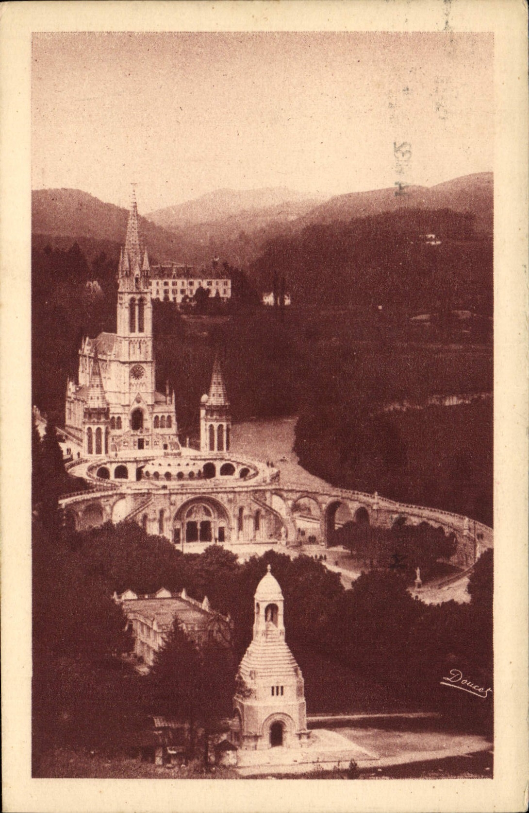 CPA Lourdes Vue generale 