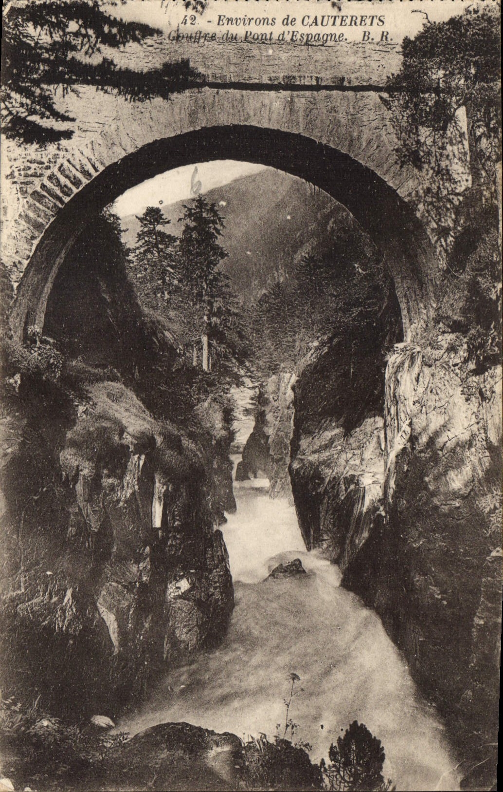 CPA Environs de Cauterets Guille du Pont d'Espagne 