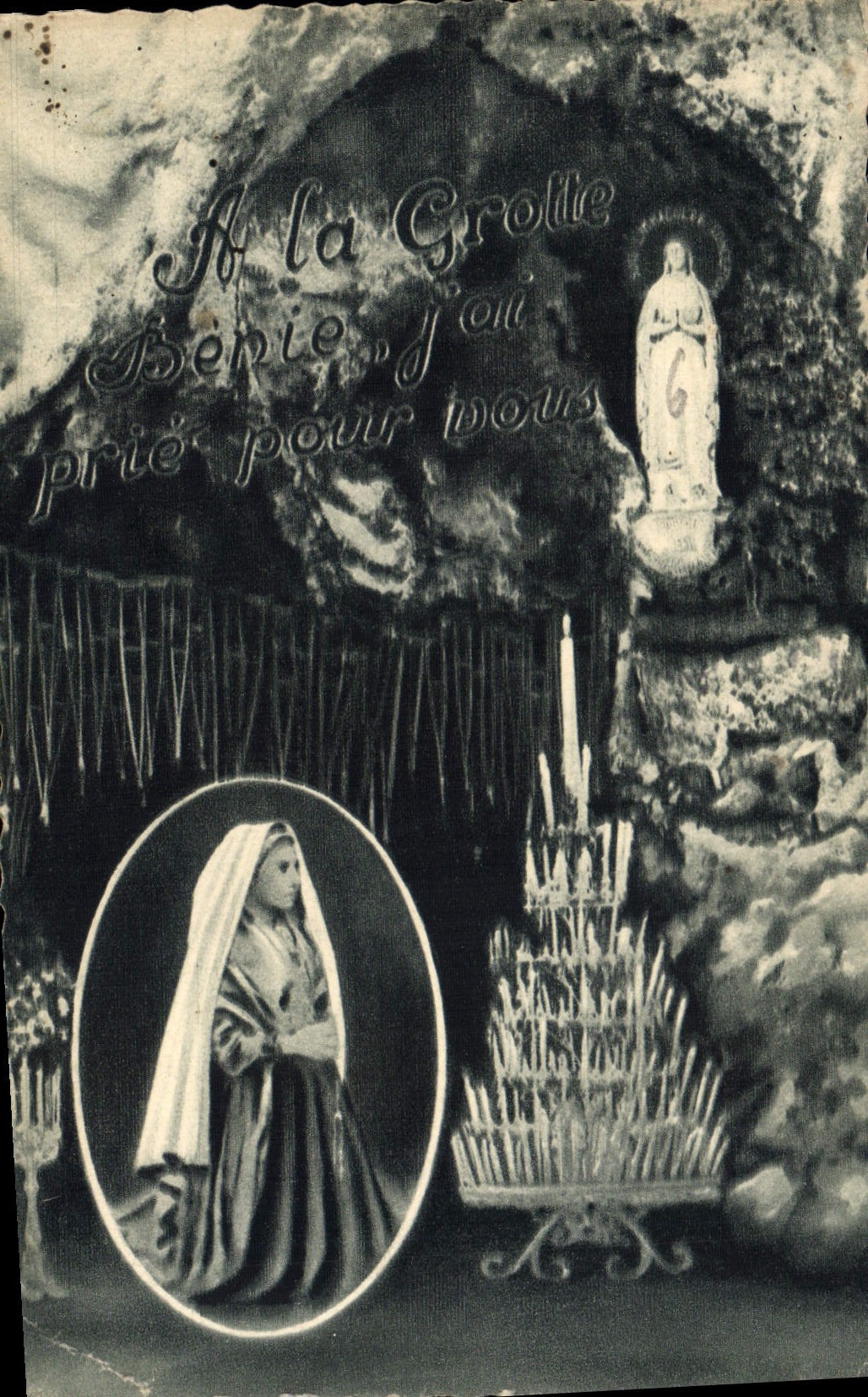 CPA Lourdes La Grotte et Sainte Bernadette 