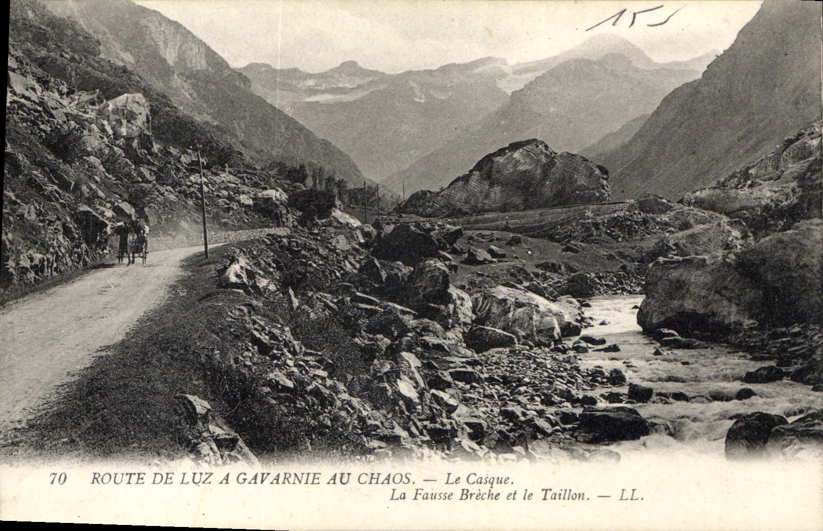 CPA Route de Luz a Gavarnie au Chaos Le Casque La Fausse Breche et le Taillon