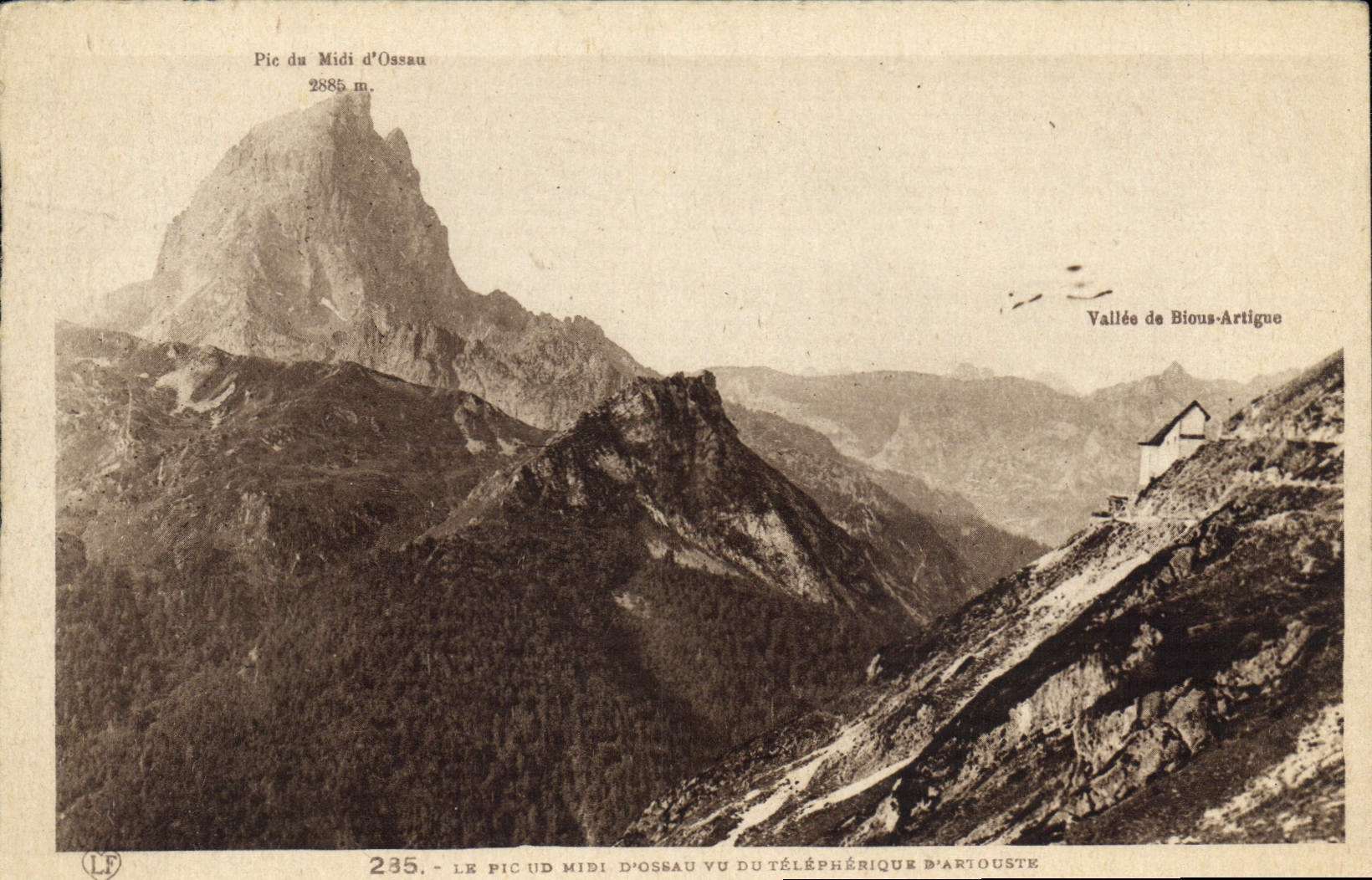 CPA Le Pic du midi d'osseau vu 