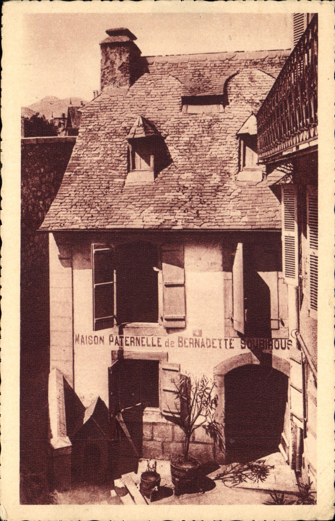 CPA Lourdes Maison Paternelle de Sainte Bernadette Soubirous PD 