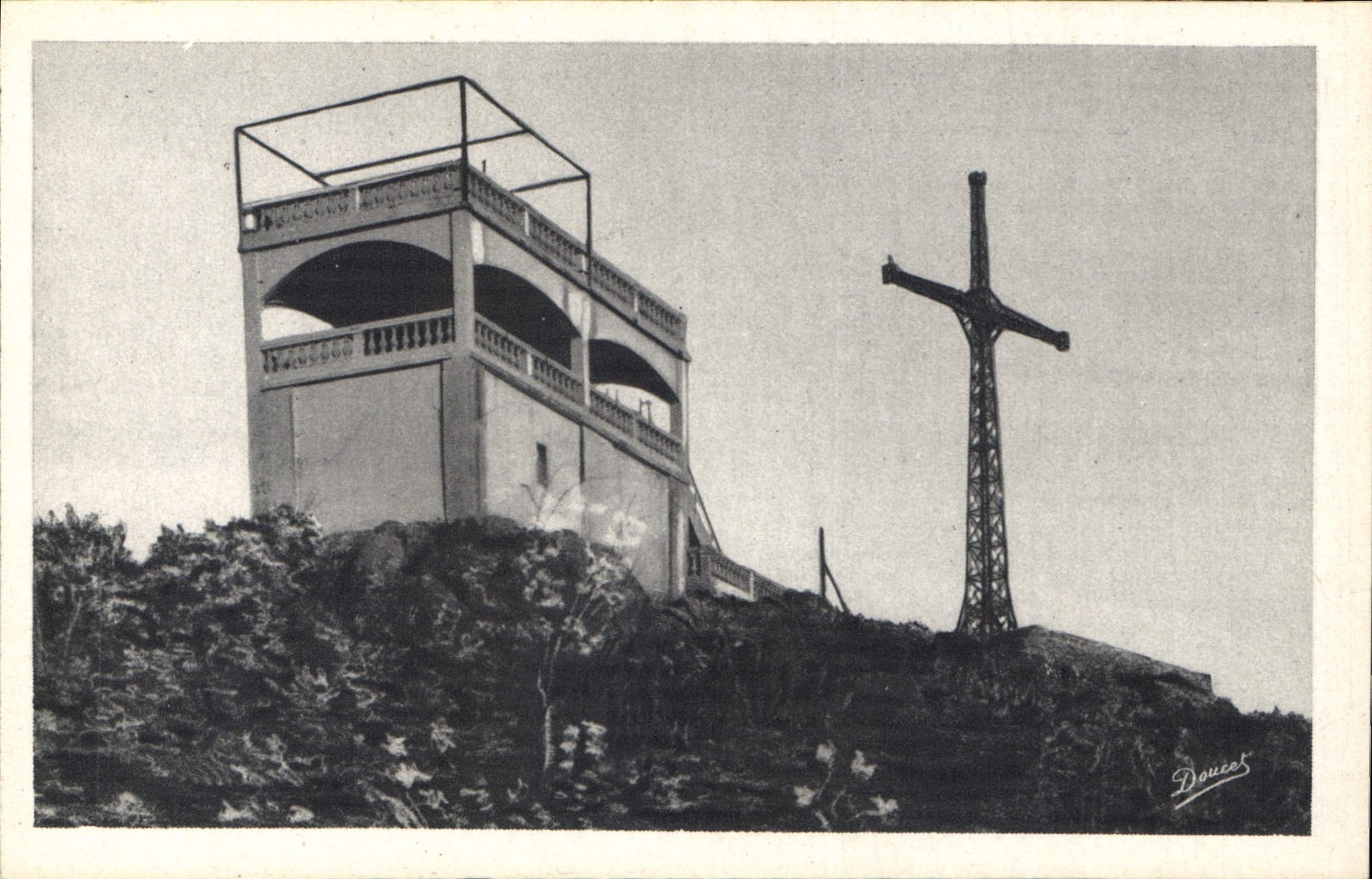 CPA Lourdes L'Observatoire et la Croix du Pic du Jer 