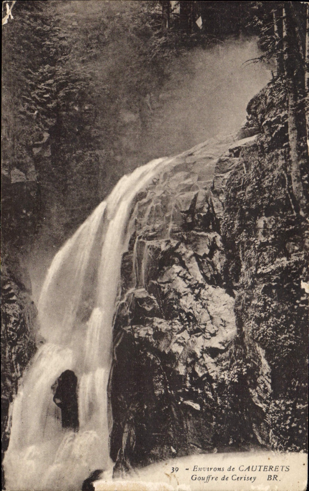 CPA Environs de Cauterets Goffre de Cerisey 