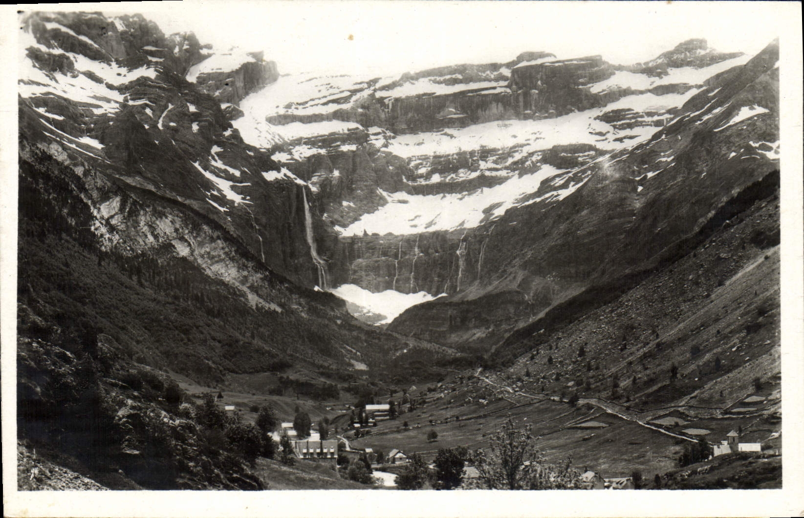 CPA Gavarnie Le Cirque vu du Village 