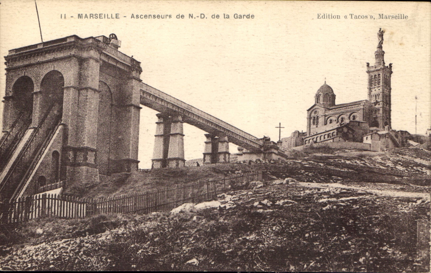 CPA Marseille Ascenseurs de N D de la Garde 