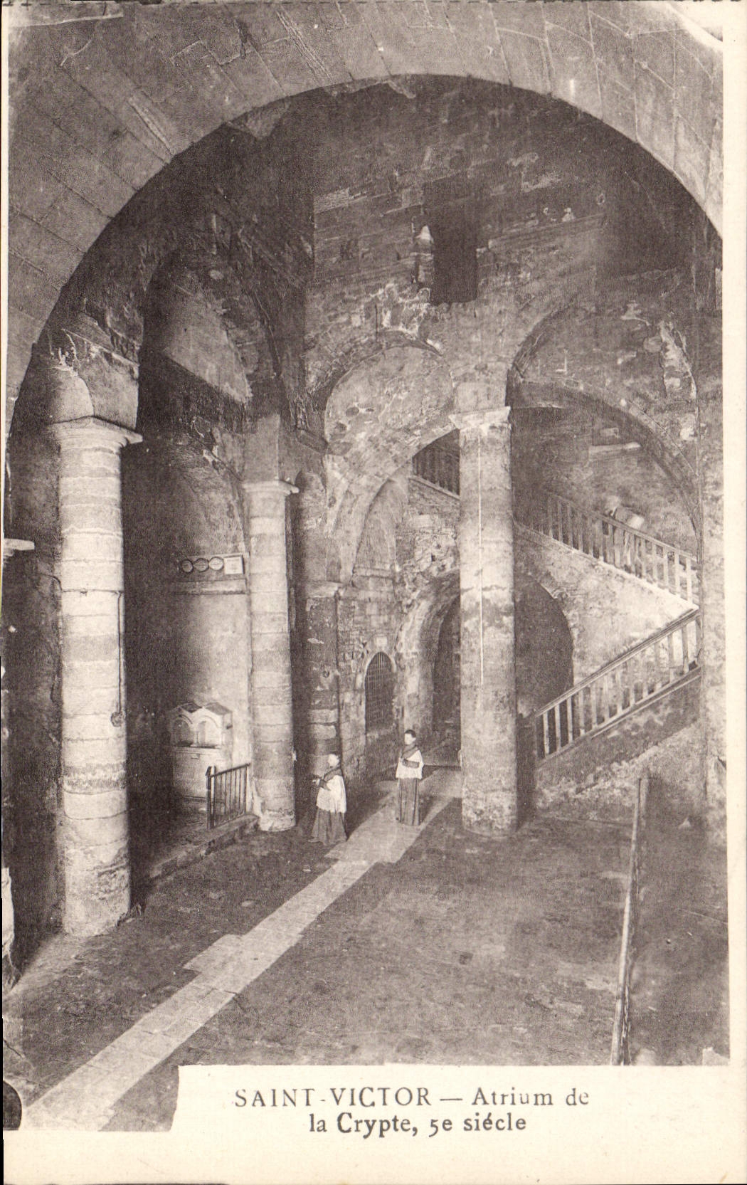 CPA Saint Victor Atrium de la Crypte 5e siecle
