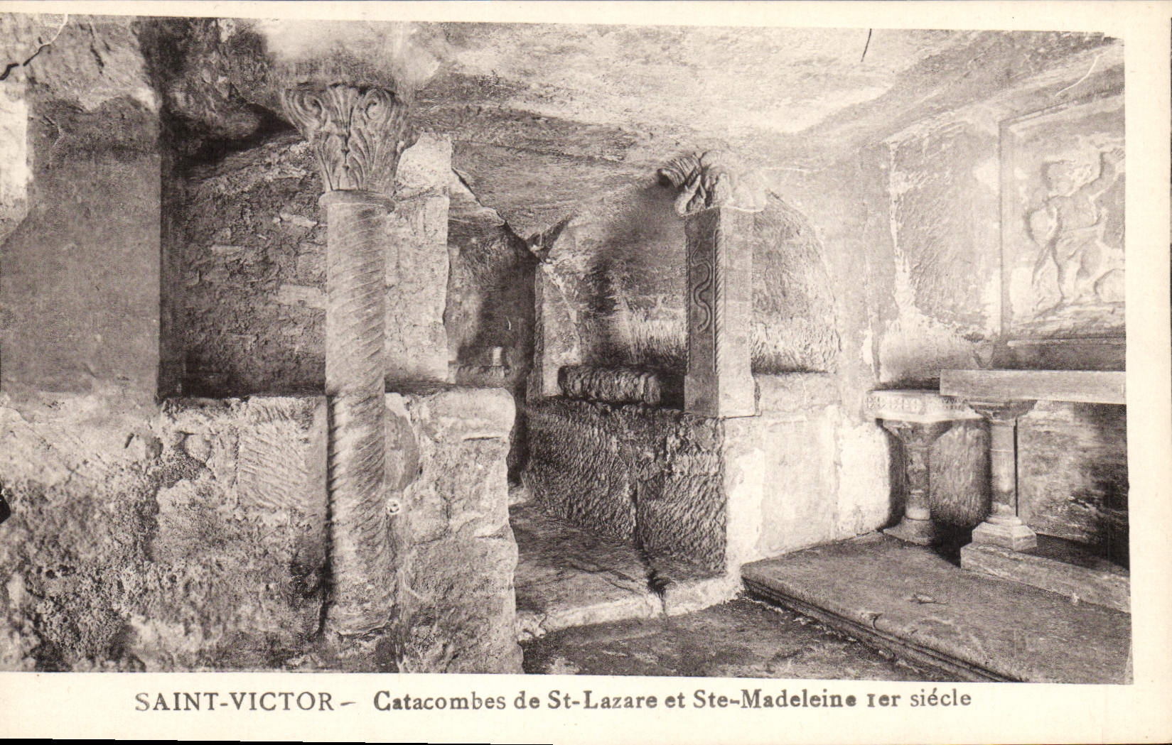 CPA Saint Victor Catacombes de St Lazare et Ste Madeleine 1er siecle