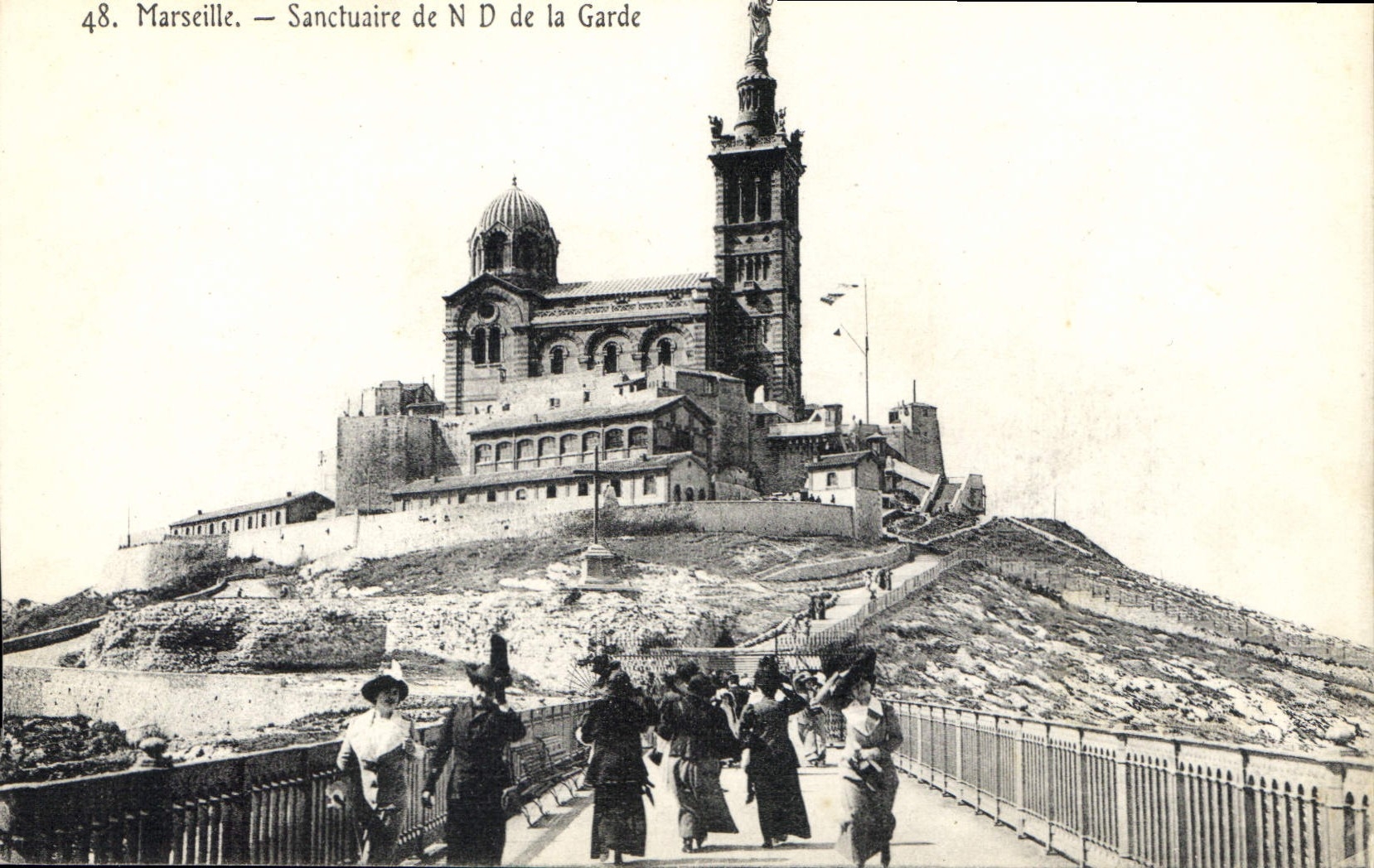 CPA Marseille Sanctuaire de N d de la Garde 