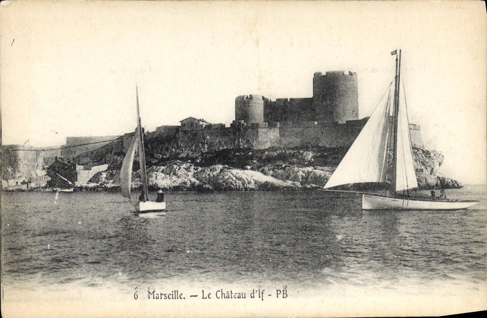 CPA Marseille le Chateau d'If Bateau