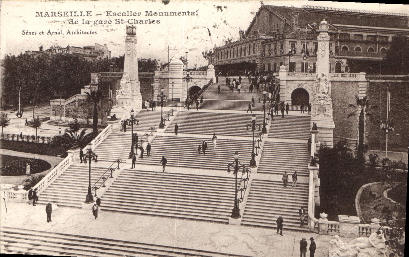 CPA Marseille Escalier Monumental de la Gare St Charles 