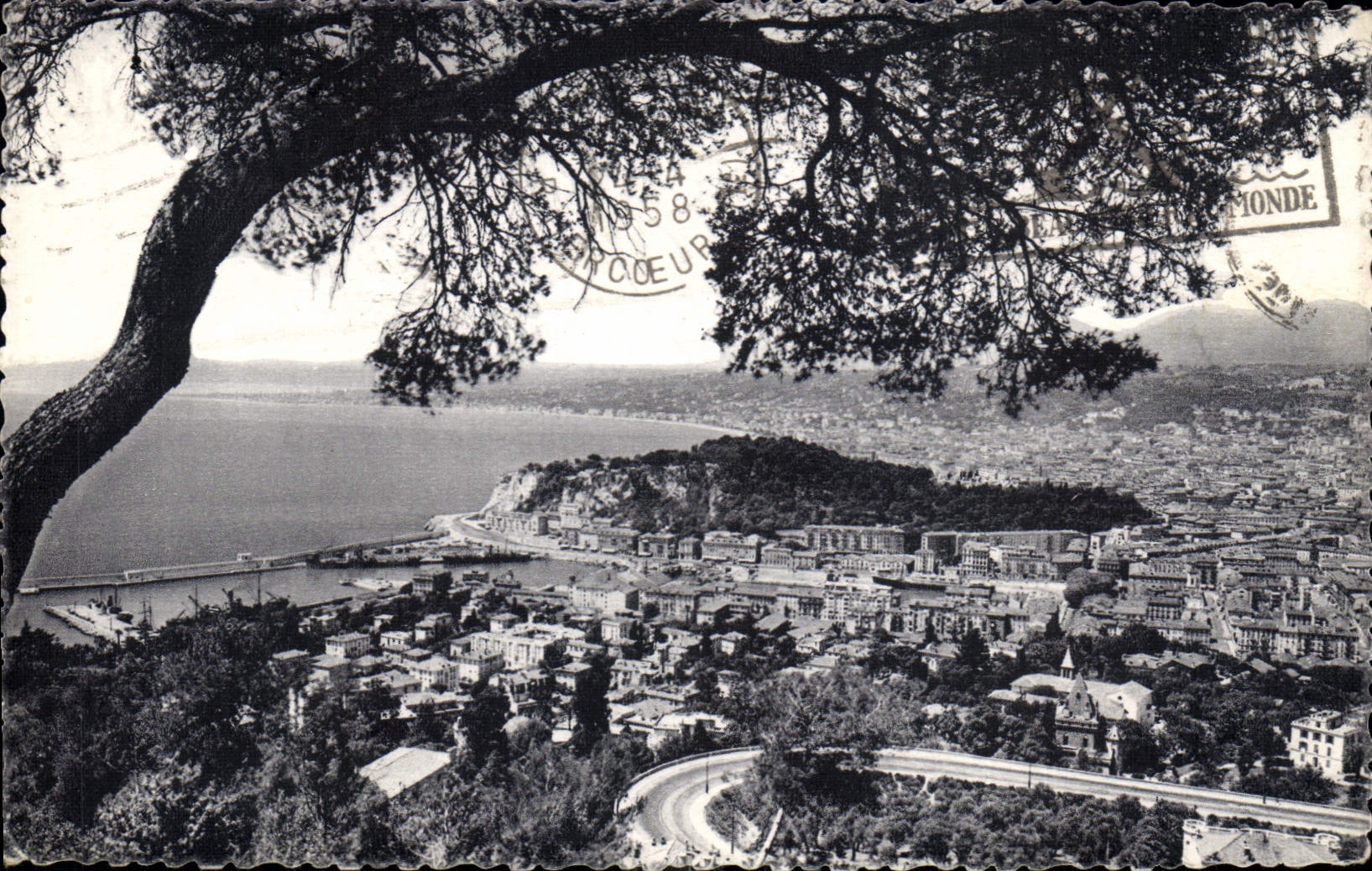 CPA Nice vue generale prise du Mont Boron 