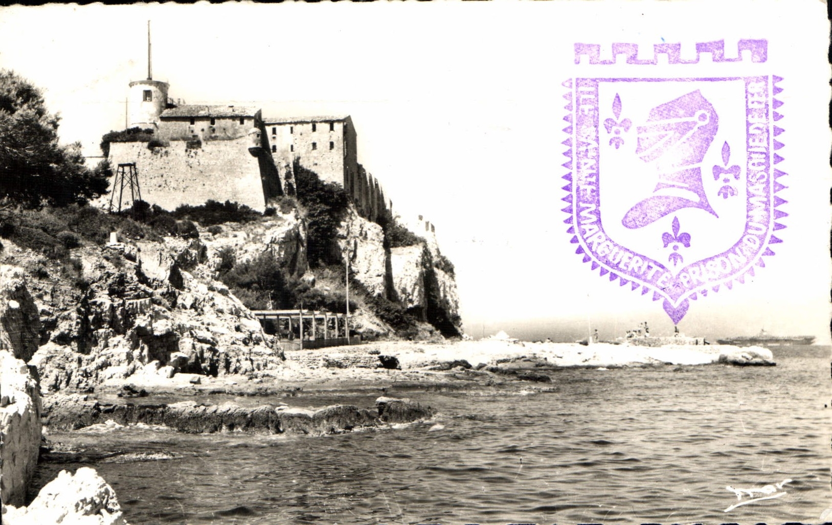 CPA Ile Ste Marguerite Cannes le Fort 