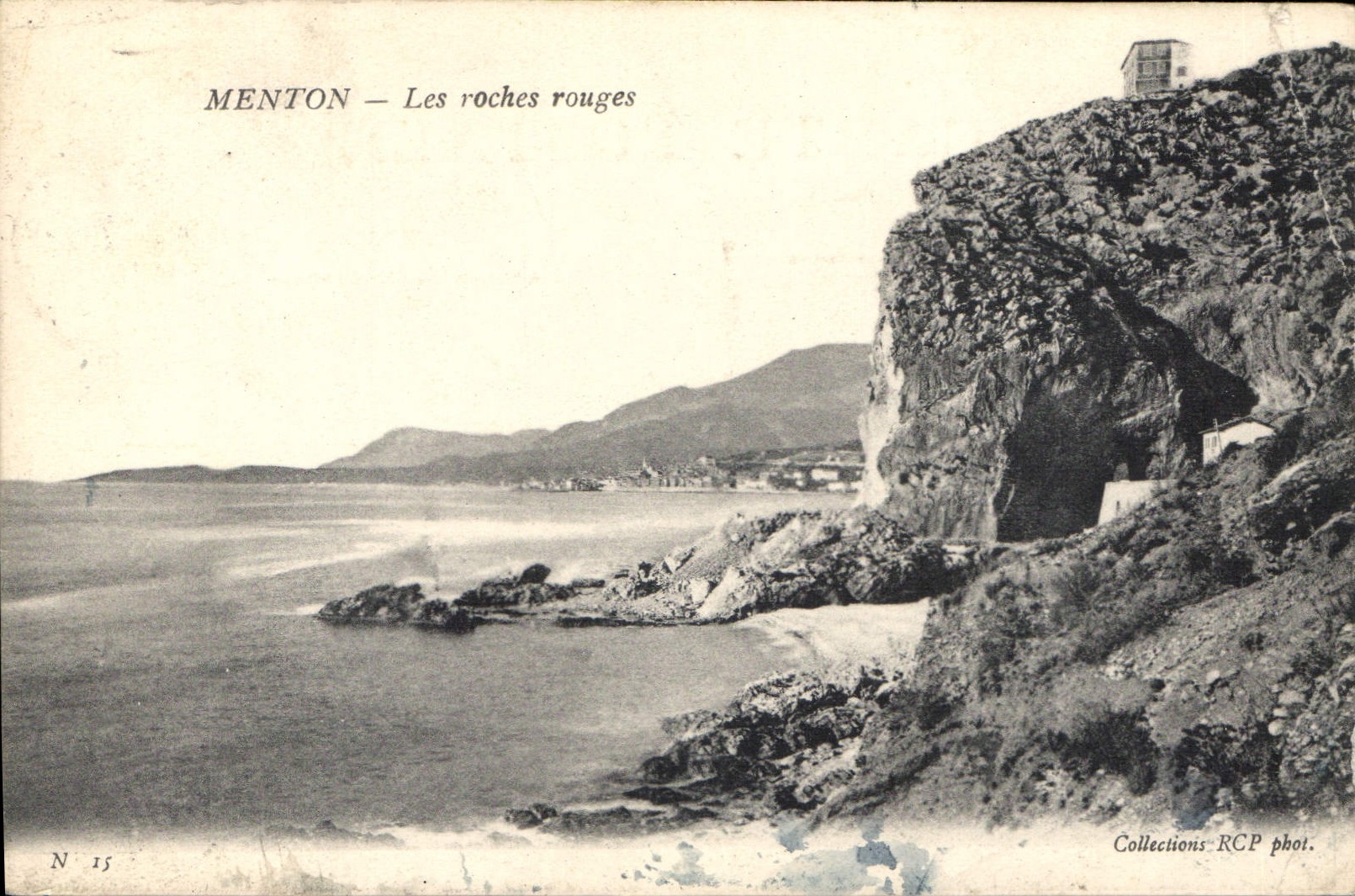 CPA Menton les roches rouges 