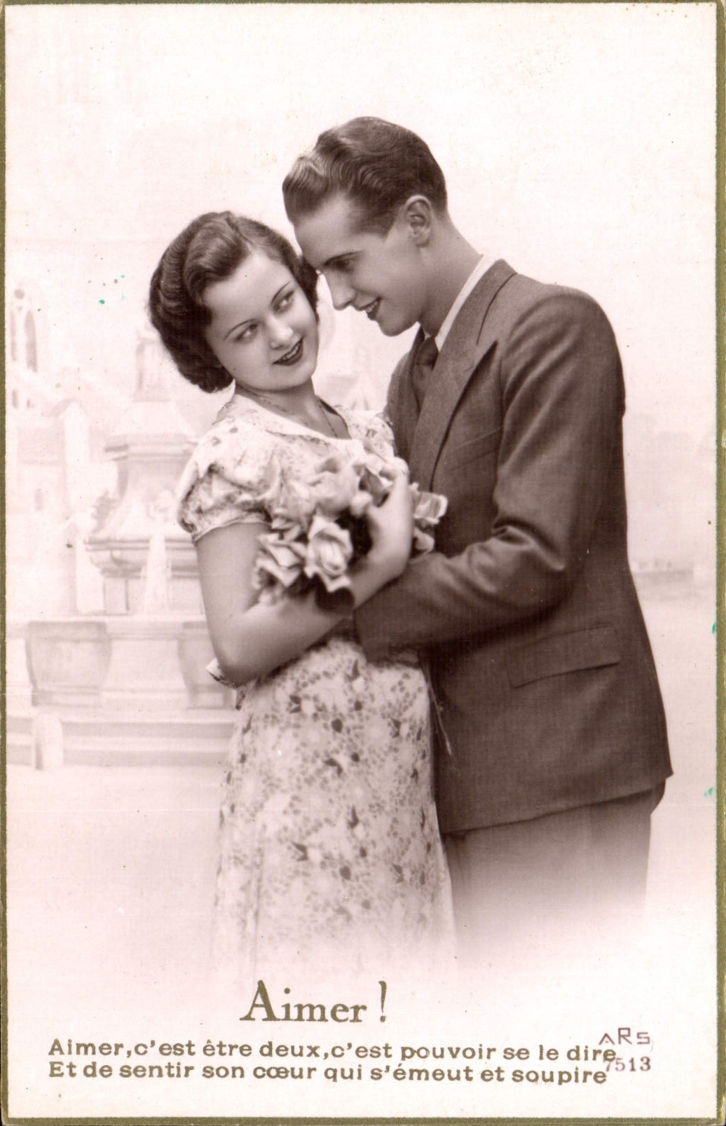 CPA Aimer Aimer c'est etre deux c'est pouvoir se le dire et de sentir son coeur qui s'emeut et soupi