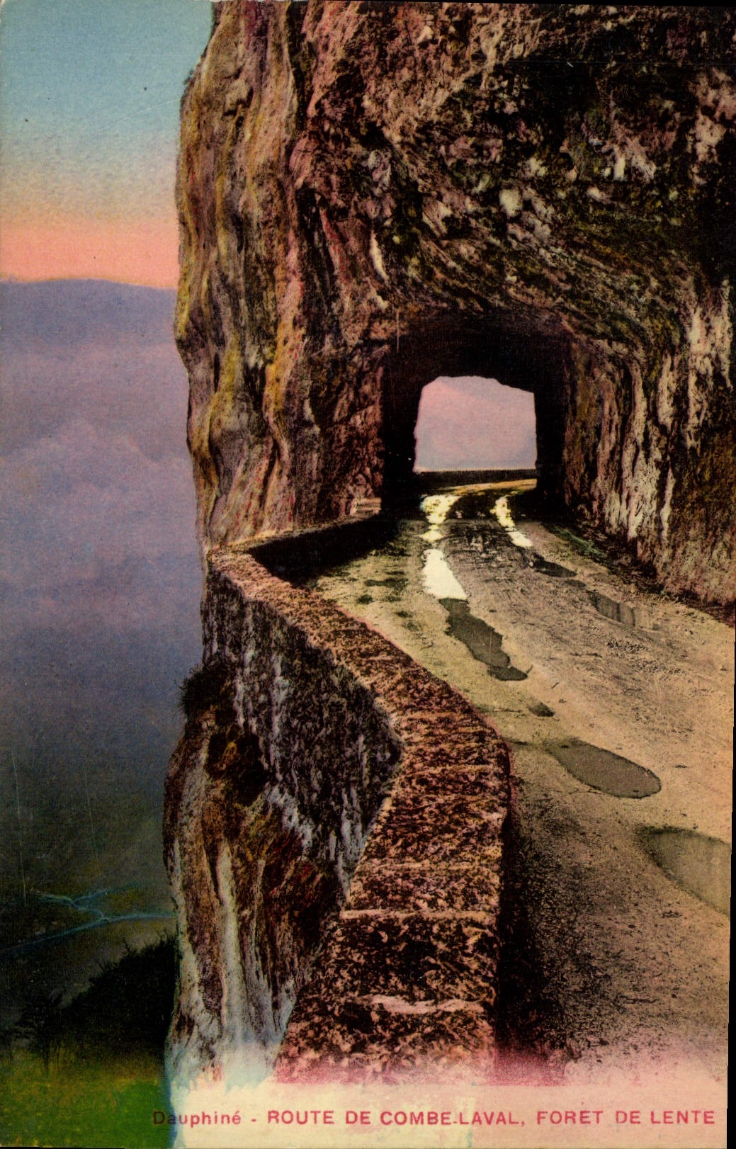 CPA Dauphine route de Combe Laval Foret de Lente 