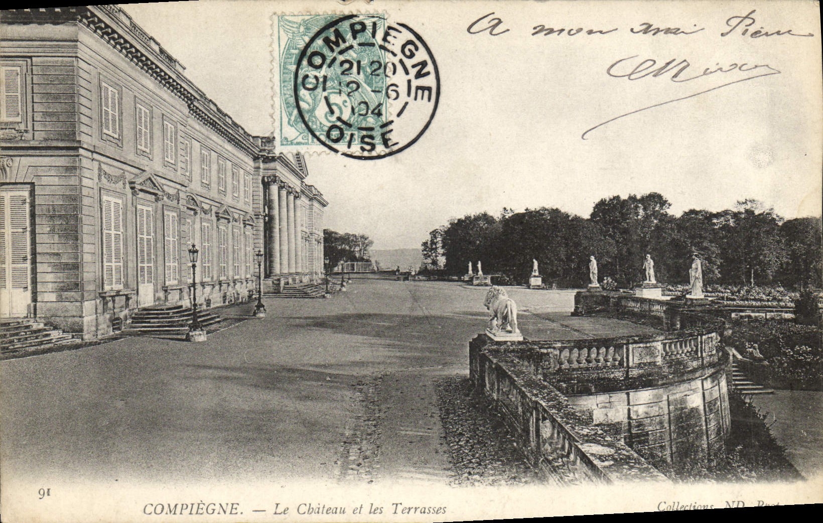 CPA Compiegne le Chateau et les Terrasses 