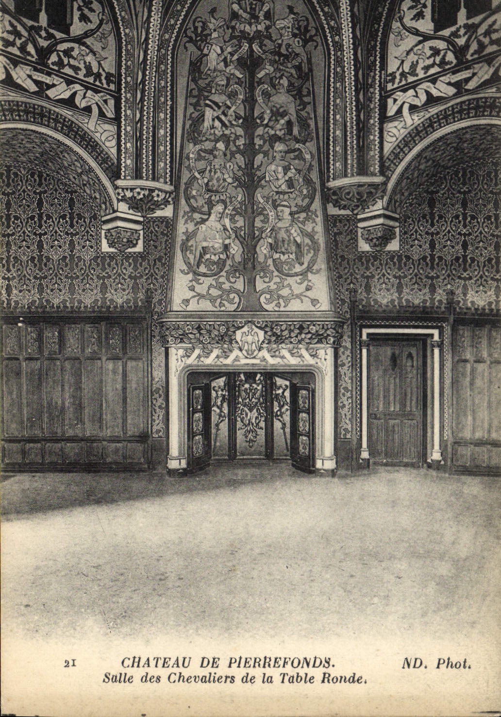 CPA Chateau de Pierrefonds Salle des Chevaliers de la Table Ronde 