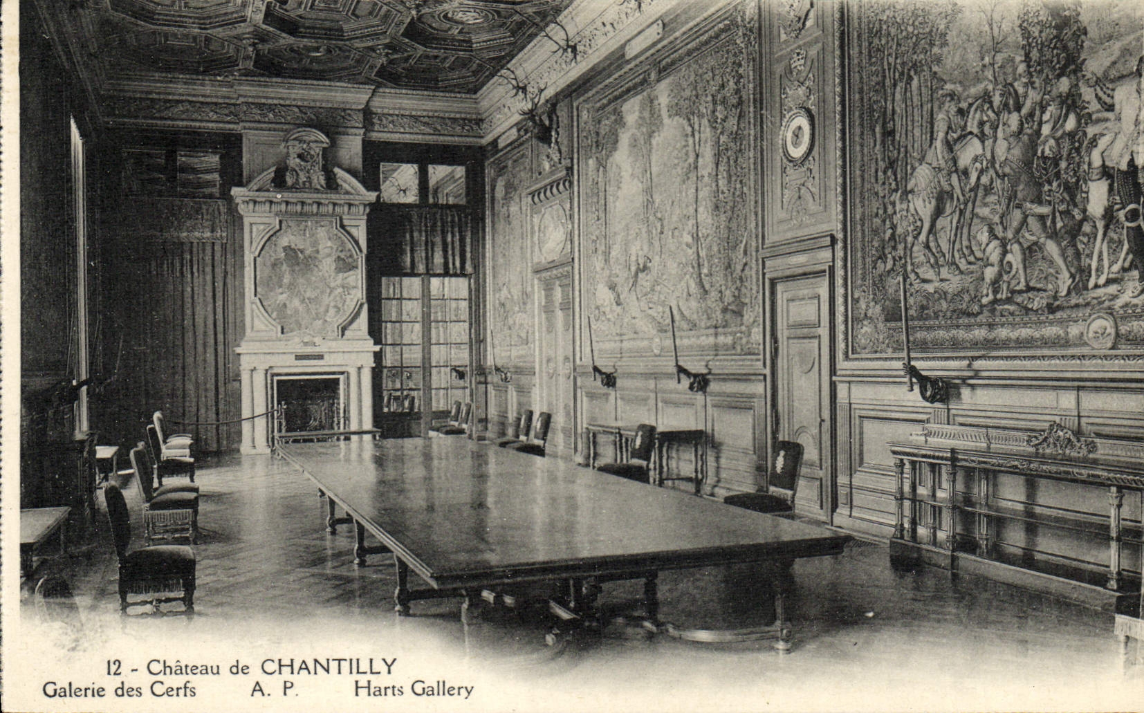CPA Chateau de Chantilly Galerie des Cerfs 