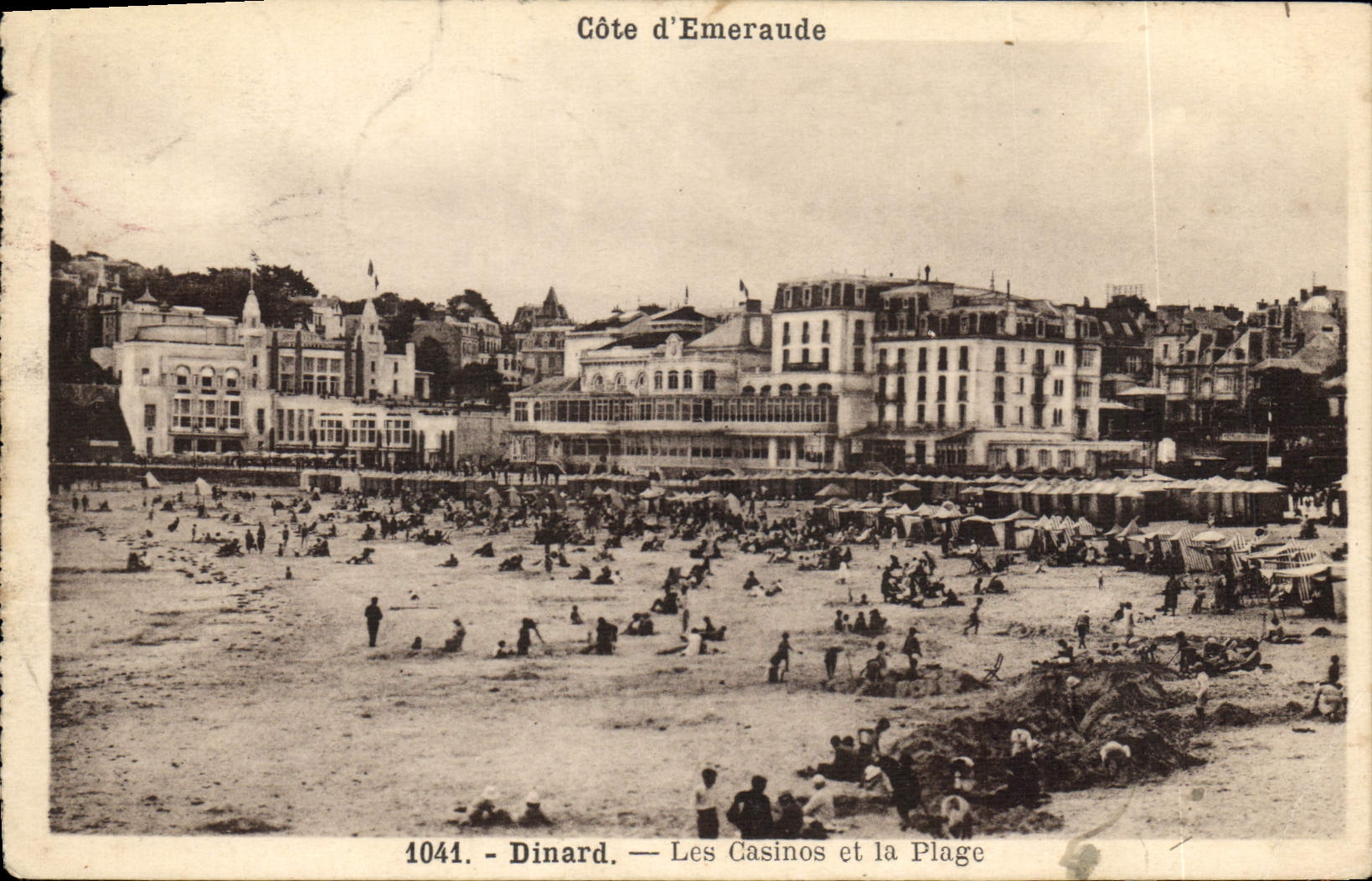 CPA Dinard Les Casinos et la Plage 