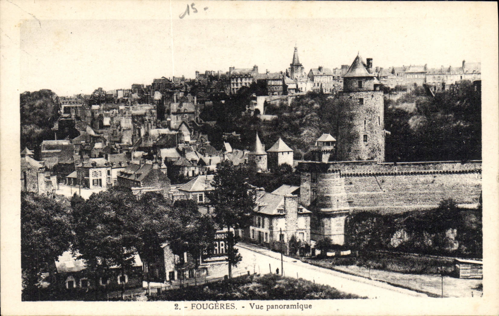 CPA Fougeres Vue panoramique 