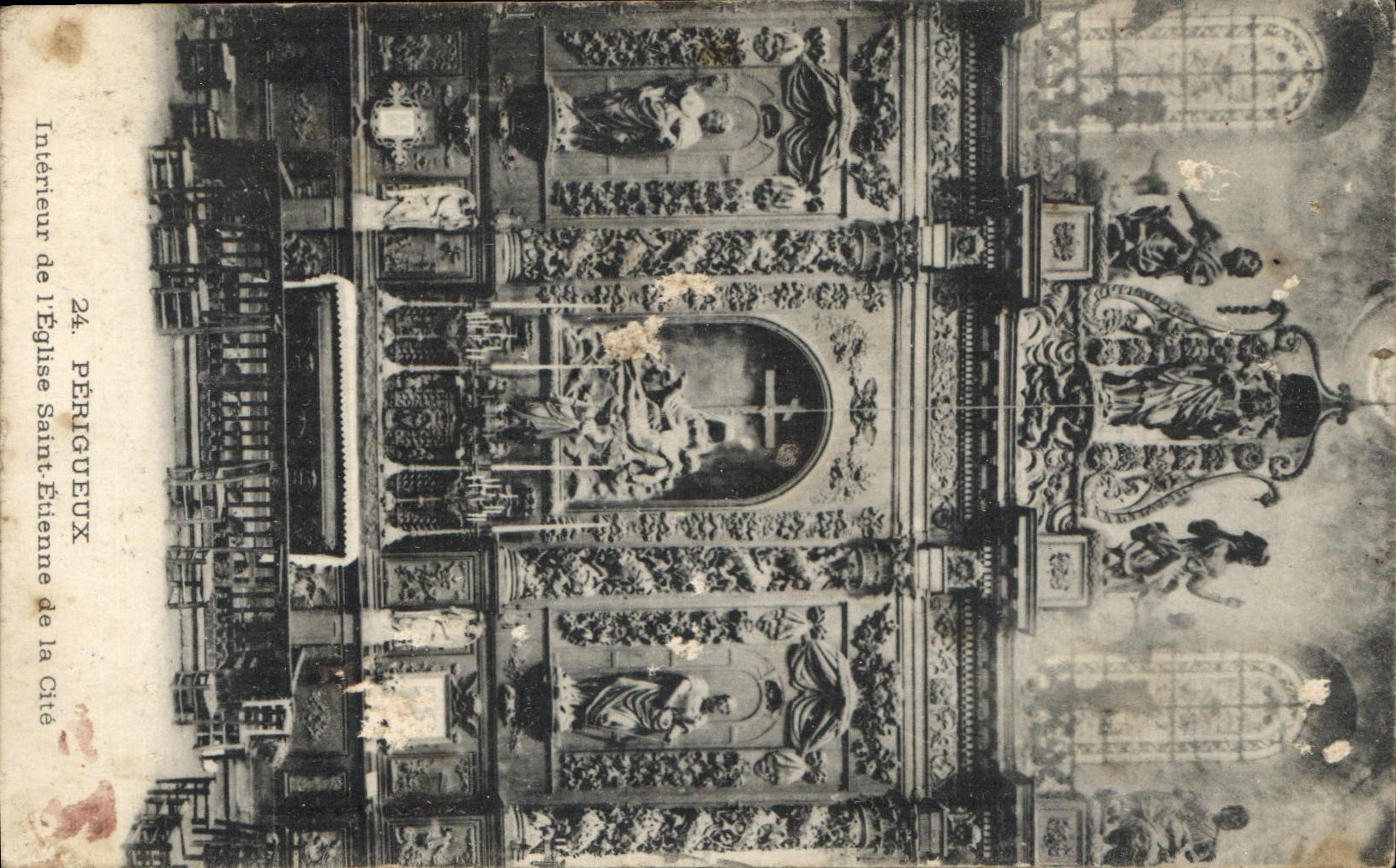 CPA Perigueux Interieur de l'Eglise Saint Etienne de la Cite 