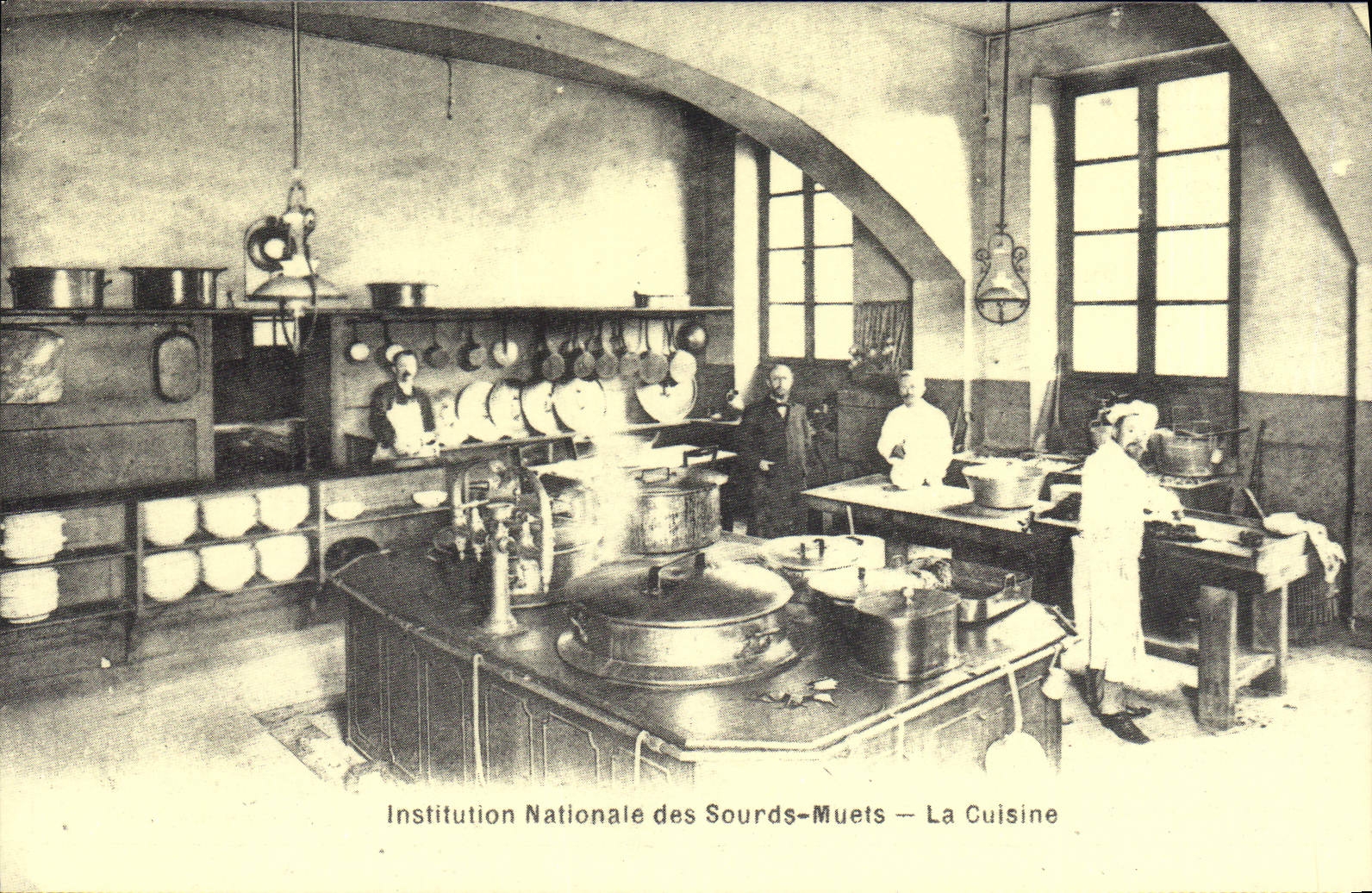 REPRO Institution Nationale des Sourds Muets La Cuisine
