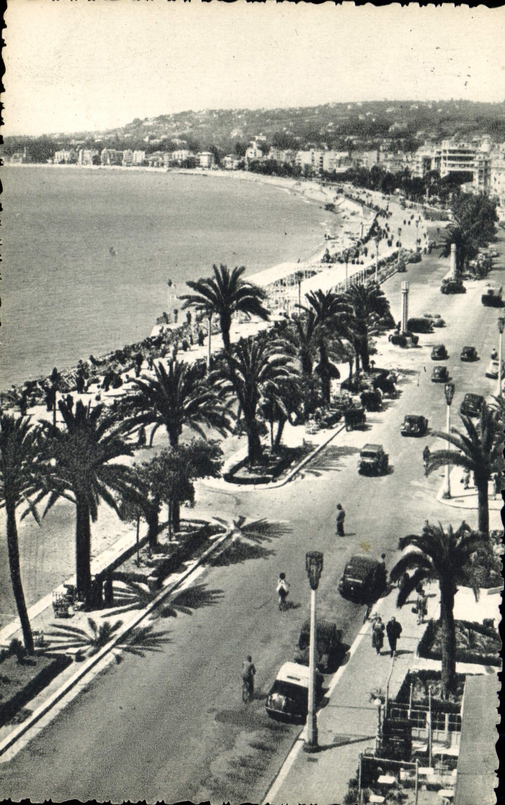 CPA Nice La Promenade des Anglais 