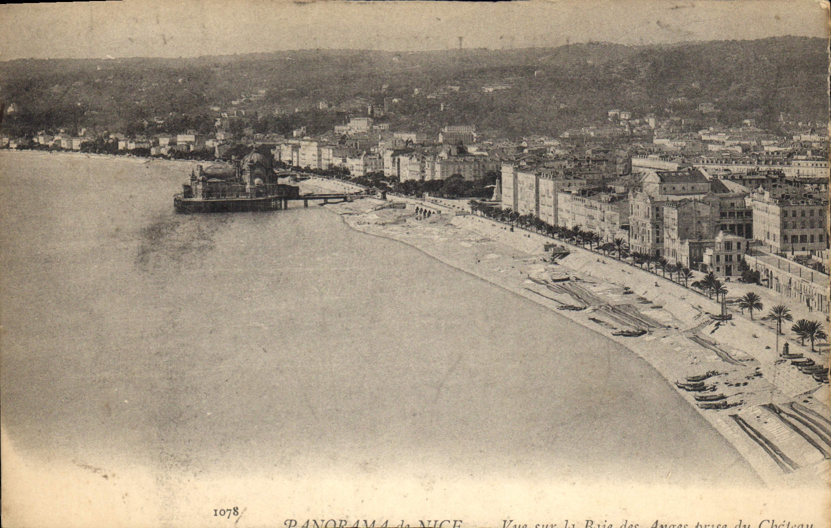 CPA Panorama de Nice Vue sur la Baie des Anges prise du Chateau