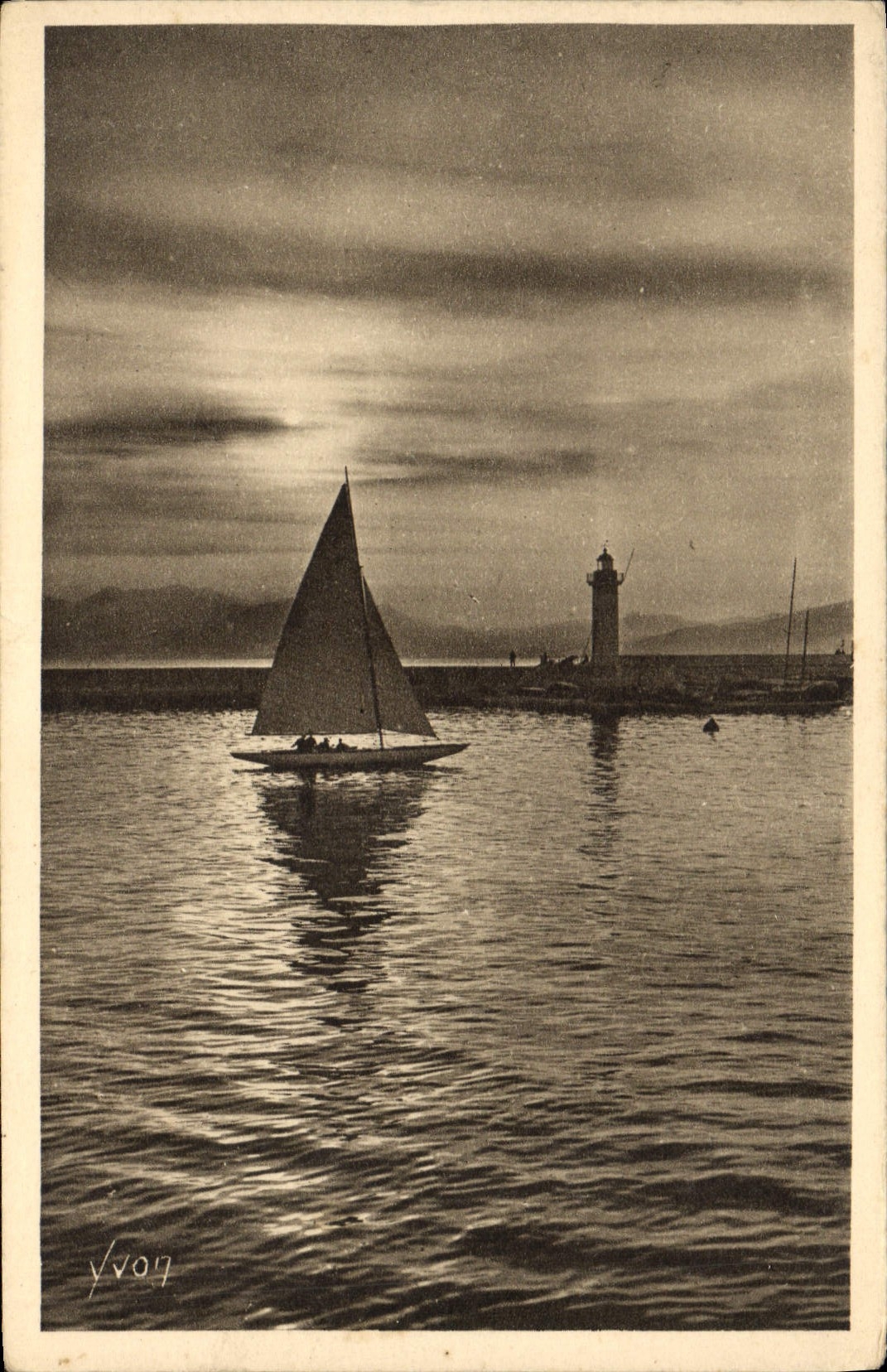 CPA La Douce France Cote d'Azur Cannes Alpes Maritimes Coucher de Soleil