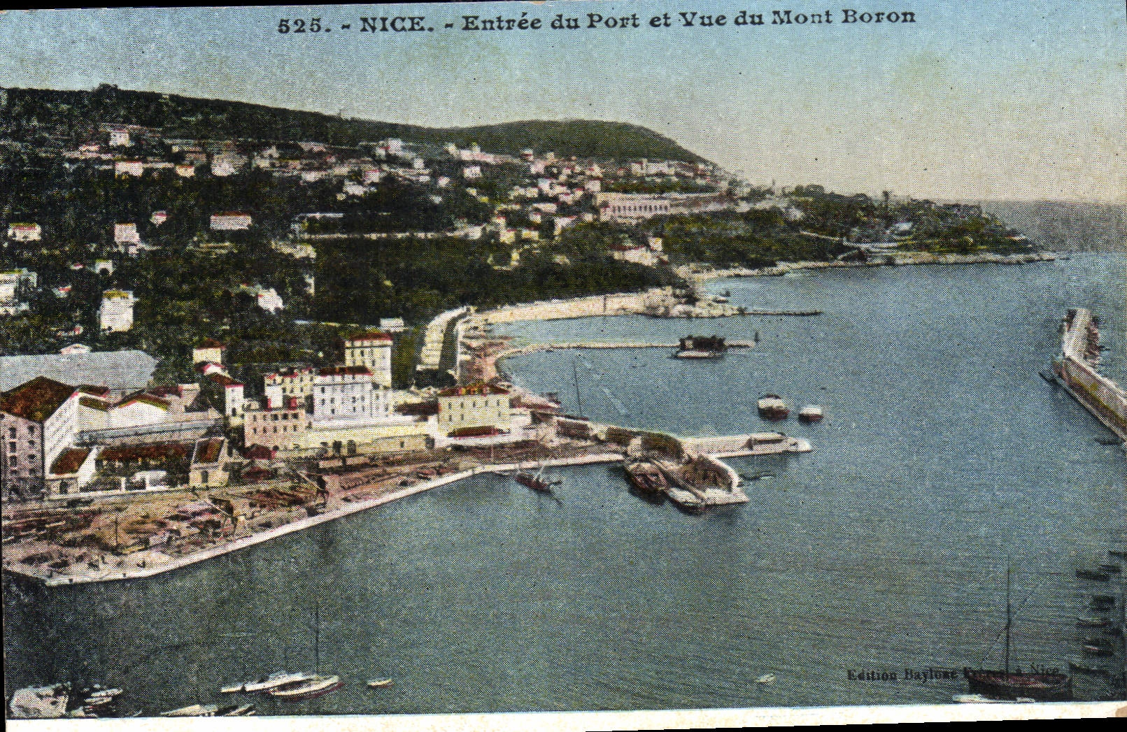 CPA Nice Entree du Port et Vue du Mont Boron
