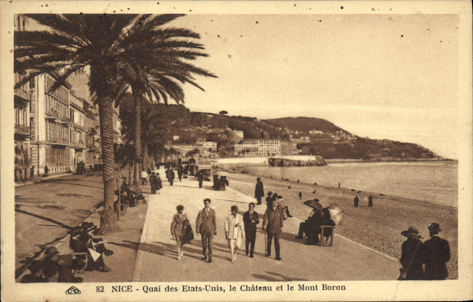 CPA Nice Quai des Etats Unis le Chateau et le Mont Boron 