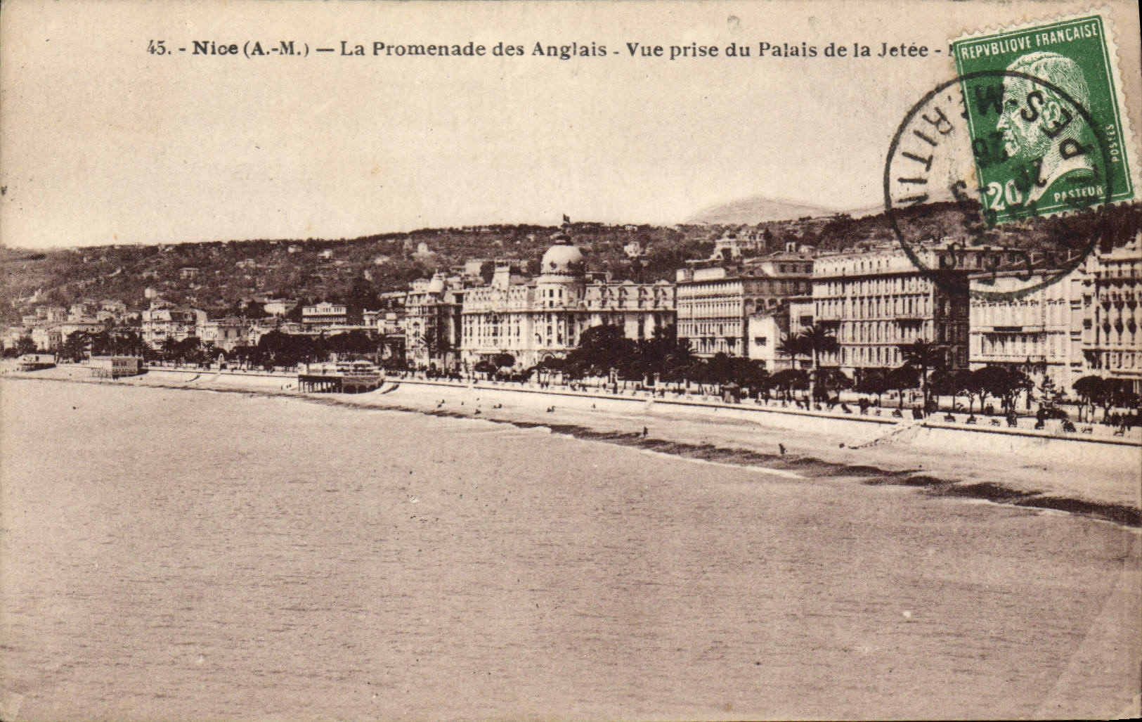 CPA Nice A M La Promenade des Anglais Vue prise du Palais de la Jetee