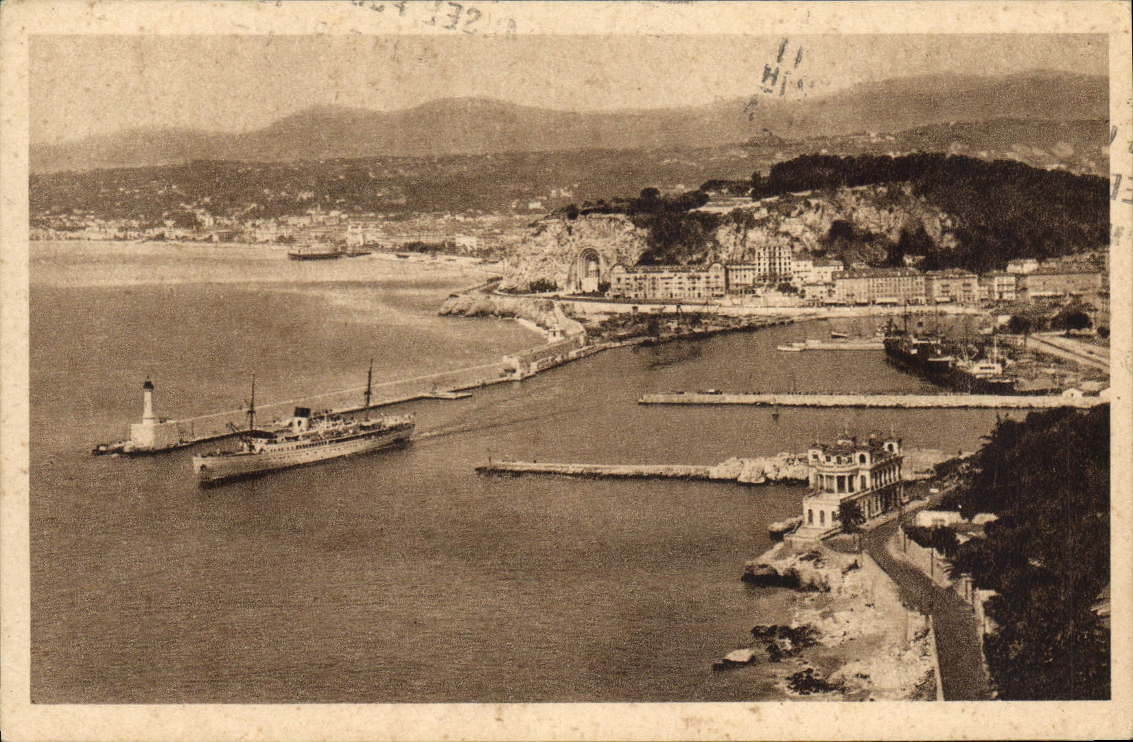 CPA Cote d'Azur Artistique Nice Promenade au Mont Boron Bateau