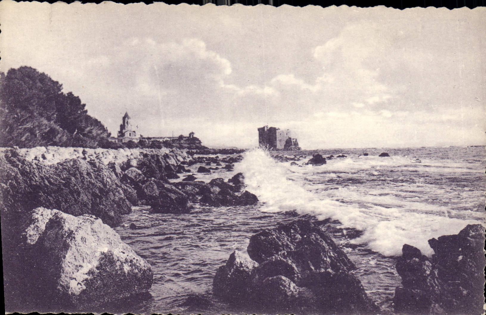 CPA Iles de Lerins Le Chateau de Saint Honorat 