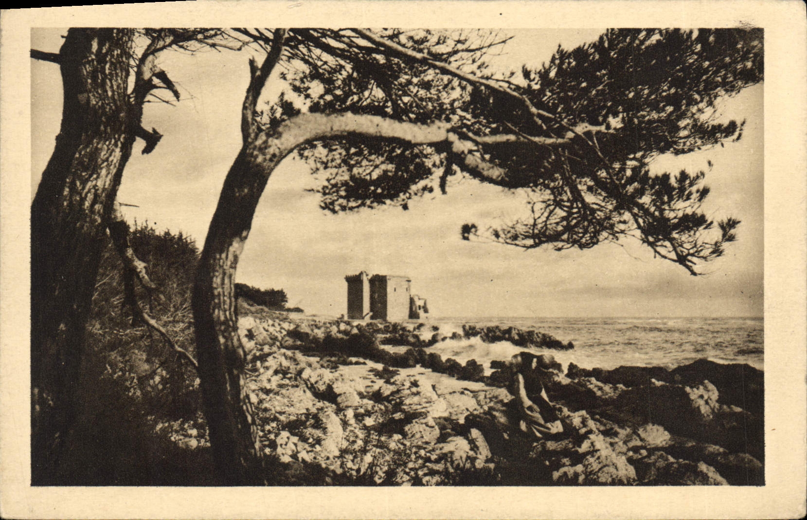 CPA Les Religieux de France Iles de Lerins 