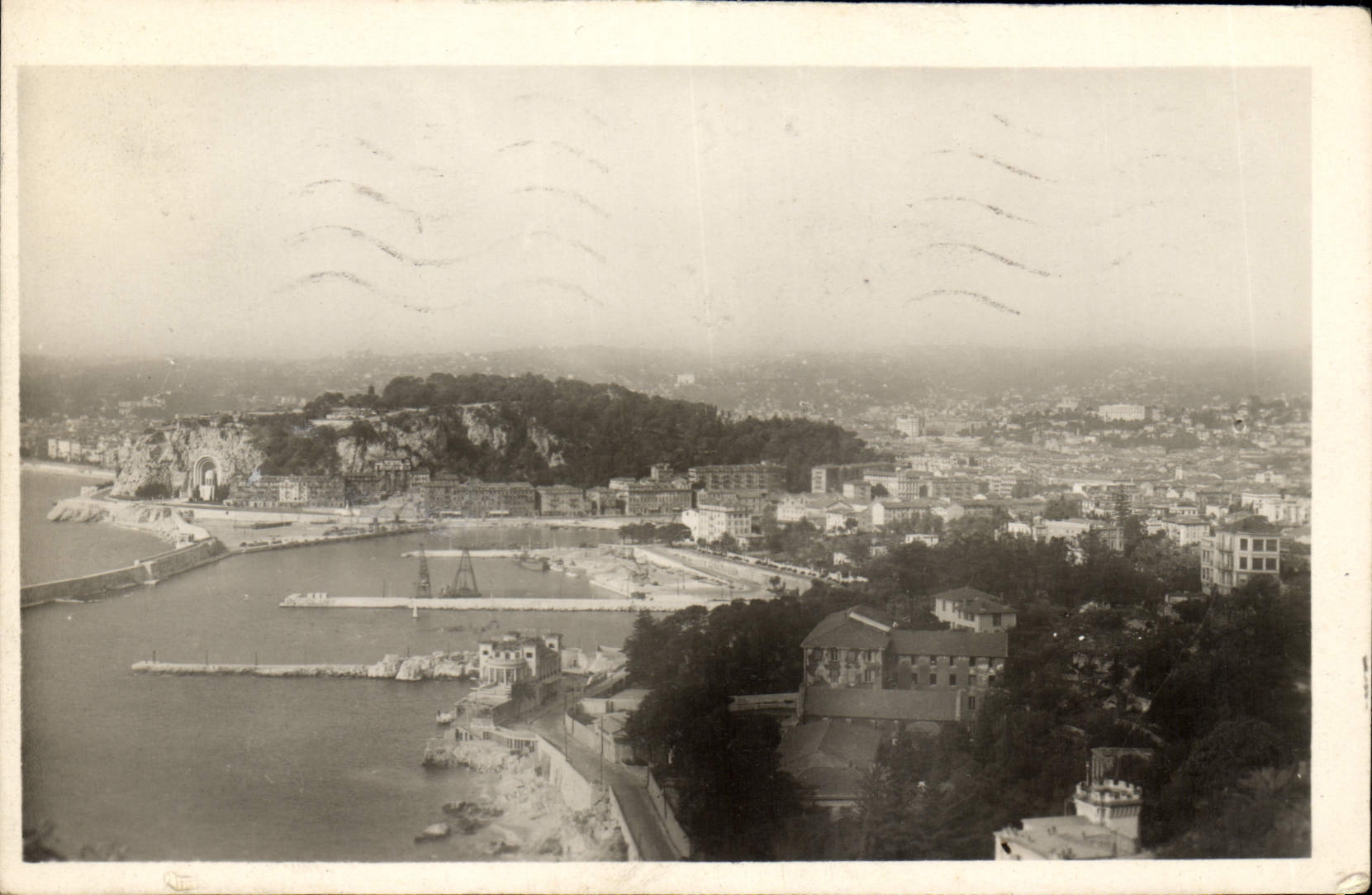 CPA Nice Le Port et le Chateau 