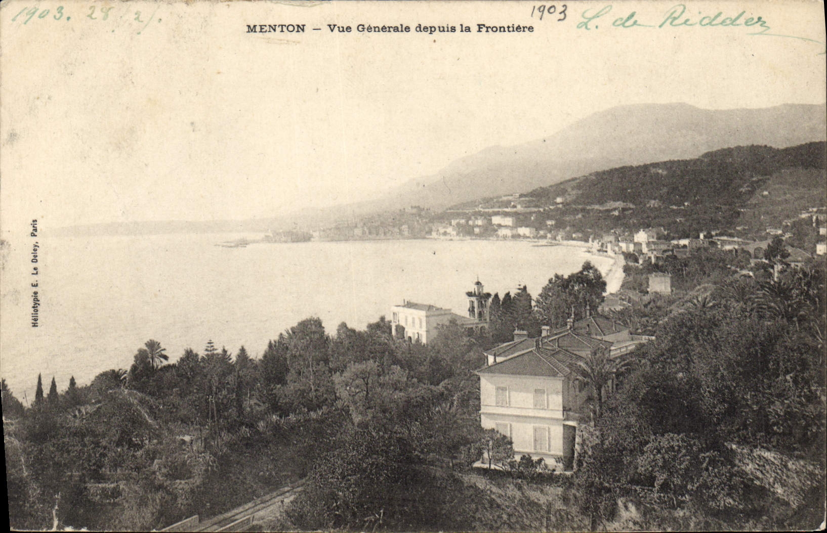 CPA Menton vue generale depuis la Frontiere