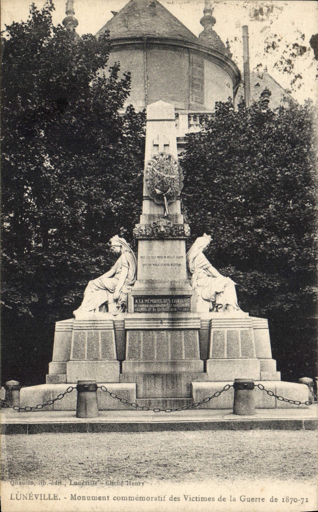 CPA Luneville Monument commemorati des Victimes de la Guerre de 1870 71