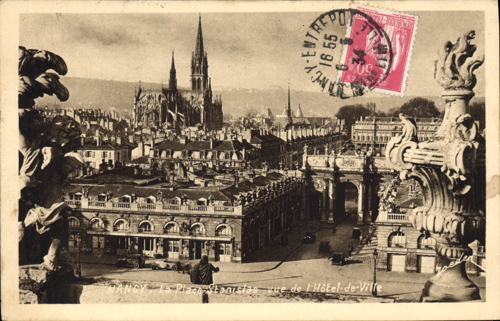 CPA Nancy La Place Stanislas vue de l'Hotel de Ville