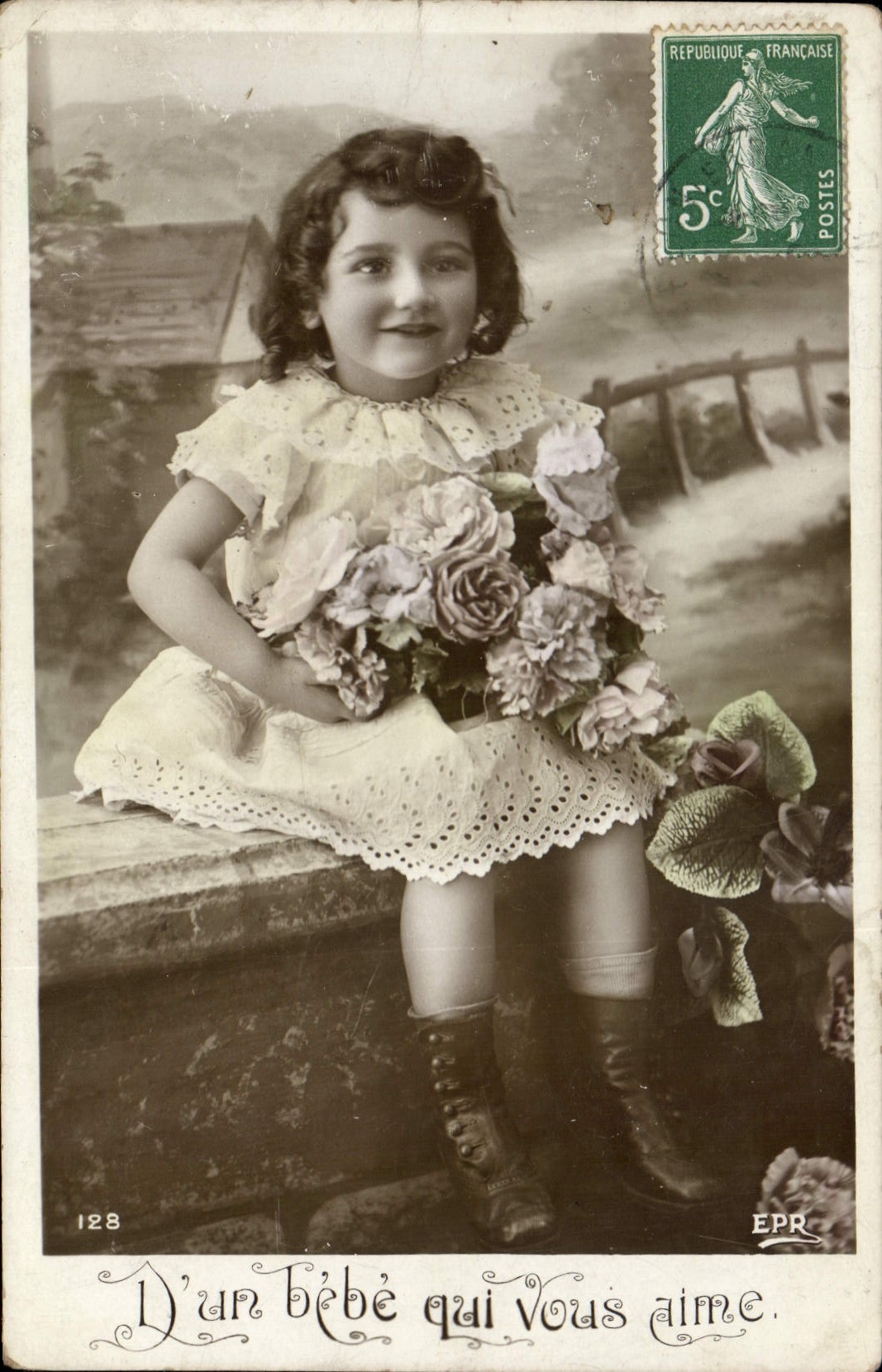 CPA D'un bebe qui vous aime Enfant
