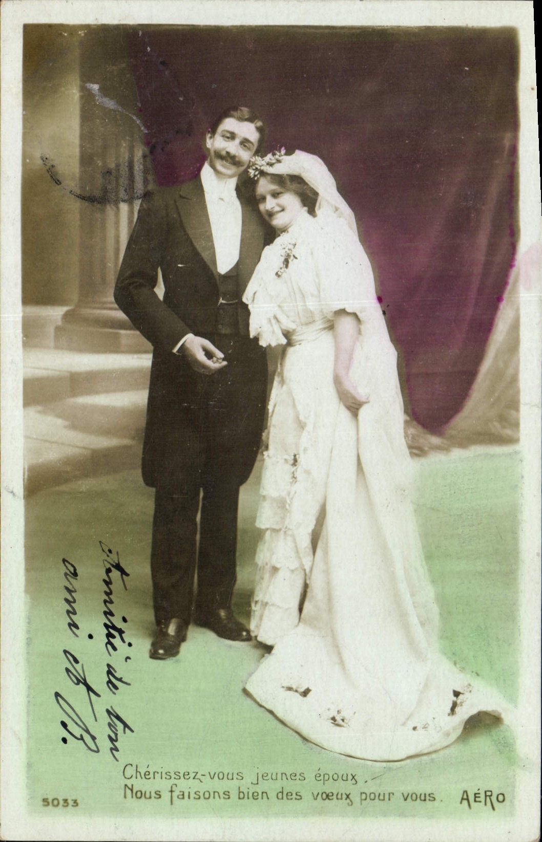 CPA Cherissez vous jeunes epoux Nous faison des voeux pour vous Femme Mariage