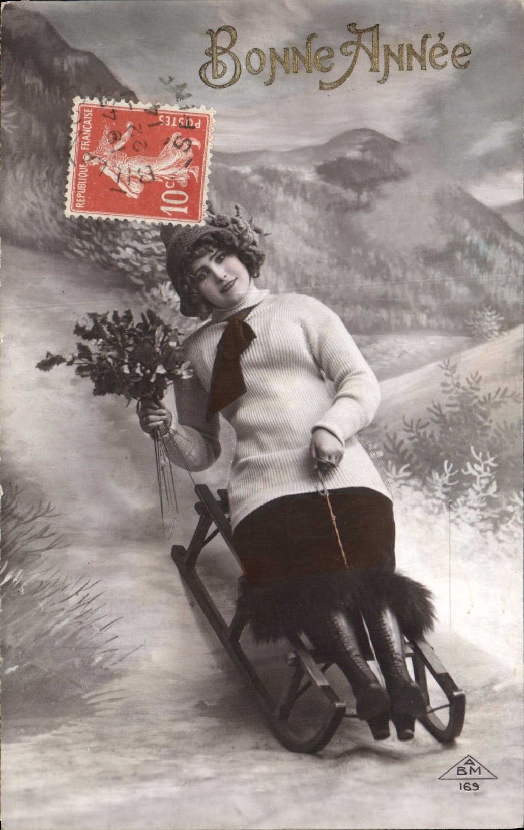 CPA Bonne Annee Femme Luge