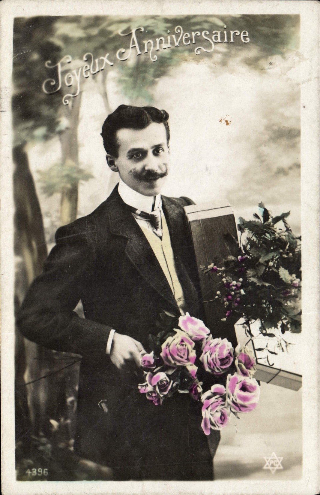 CPA Joyeux Anniversaire Homme Fleurs