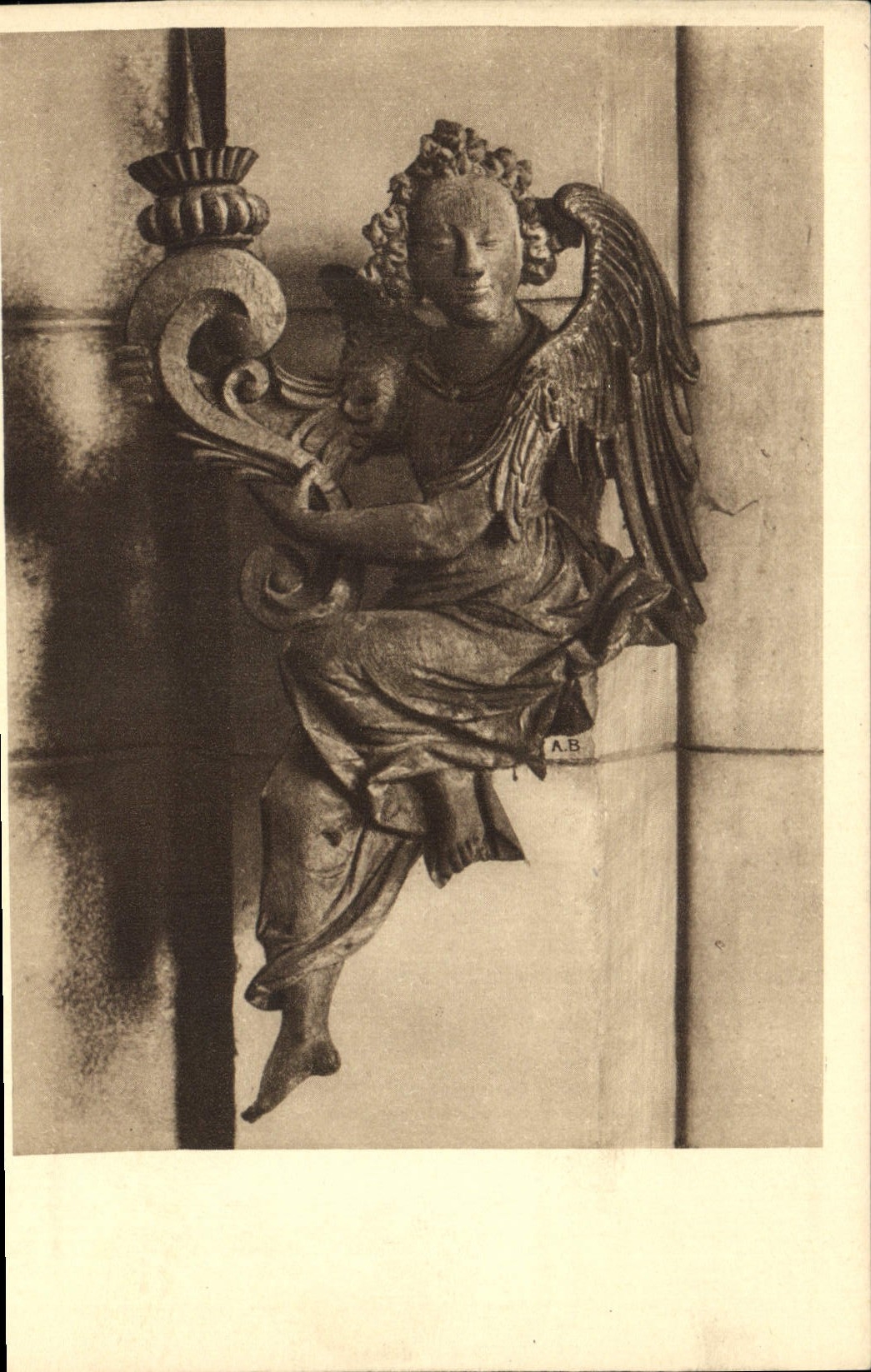 CPA Ange Verneuil sur Acre Eglise Notre Dame