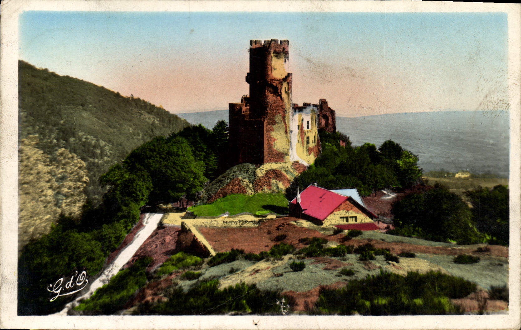 CPA L'Auvergne Chateau de Tournoel 