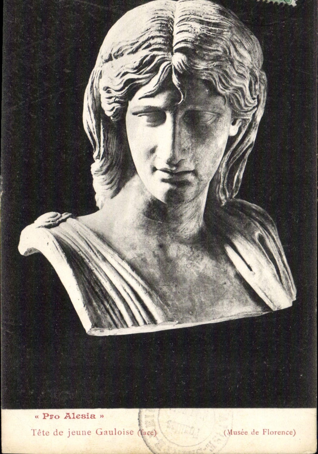 CPA Pro Alesia Musee de Florence Tete de jeune Gaulouise 