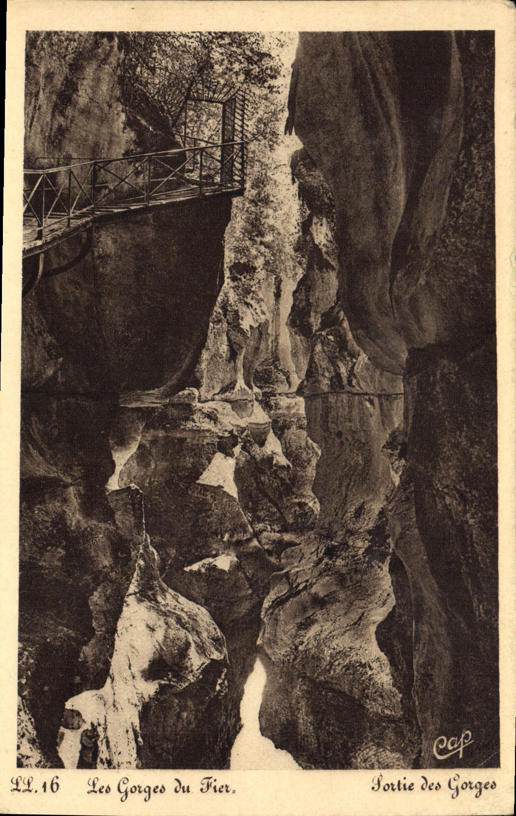 CPA Les Gorges du Fier Sortie des Gorges